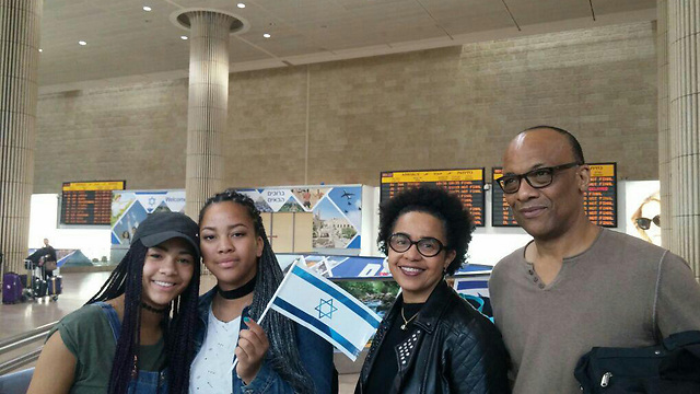 A French-Ivorian Jewish family preparing to start a new life in Israel (Photo: Fellowship of Christians and Jews)