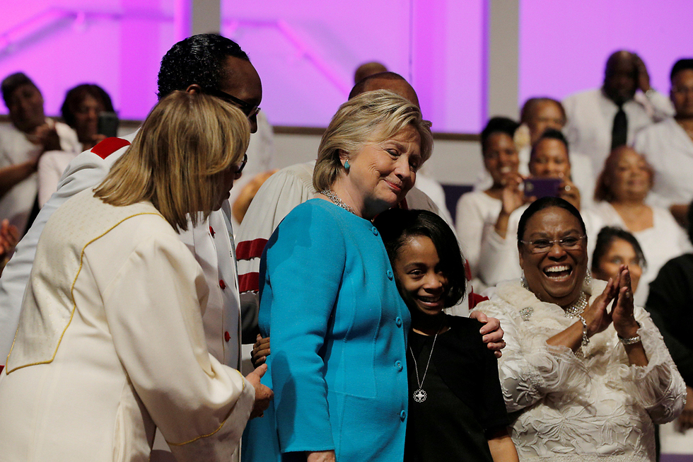 Clinton with supporters in Philadelphia (Photo: Reuters)