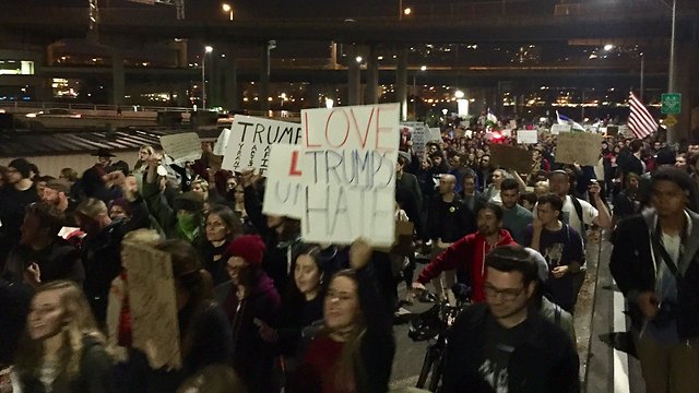 Americans protest US election results