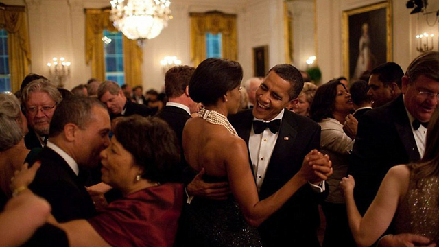 אין אהבה כזו. ברק ומישל אובמה בריקוד (צילום: Offical White House Photo) (צילום: Offical White House Photo)