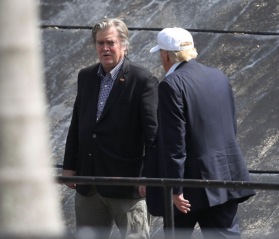 Trump and Bannon (Photo: AFP)