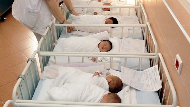 Israel has an average of 3.11 children per mother, a CBS report showed (Photo: Shutterstock)