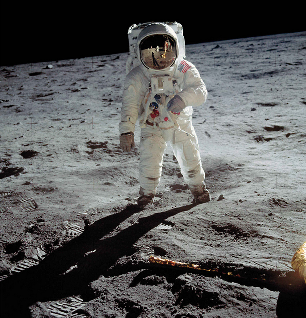 1969. ניל ארמסטרונג מצלם את באז אלדרין (צילום: ניל ארמסטרונג, NASA) (צילום: ניל ארמסטרונג, NASA)