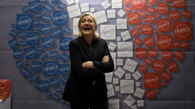 תחייך גם בסוף הסיבוב השני לנשיאות צרפת? לה פן (צילום: MCT) (צילום: MCT)