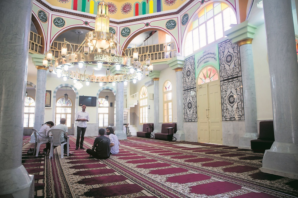 В мечети Хасан-бек. Фото: Томи Харпаз
