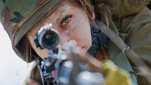 Девушки в израильской армии. Фото:AFP  (Photo: AFP)