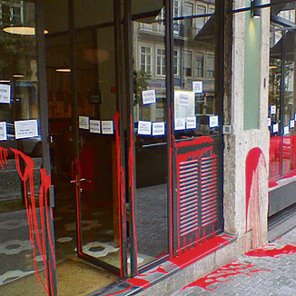 Jose Avillez's restaurant vandalized with red paint 