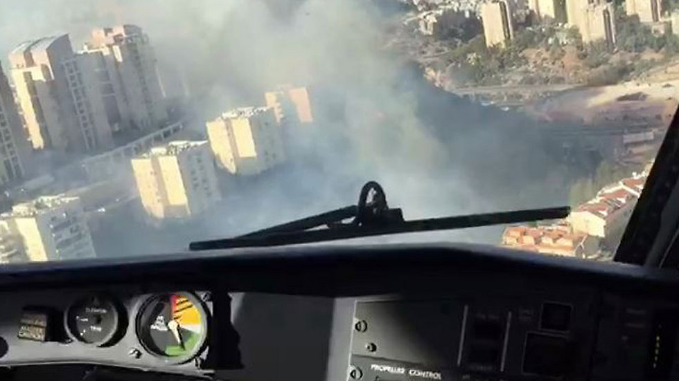 מטוס כיבוי יווני, בשריפה ב-2016 ()