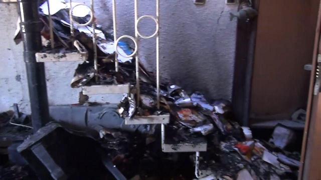 נזקים כבדים בבית שעלה באש בשכונת רוממה בחיפה (צילום: בראל אפרים) (צילום: בראל אפרים)