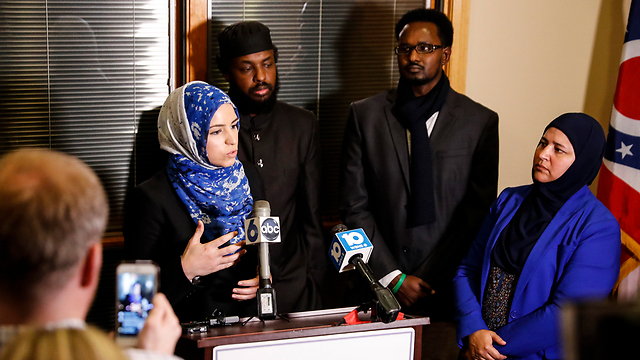 מסיבת העיתונאים של המועצה ליחסים אמריקניים-מוסלמיים (צילום: AP) (צילום: AP)