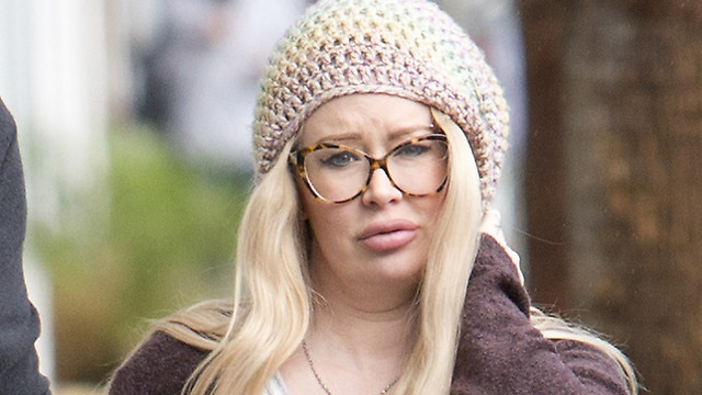640px x 360px - Jenna Jameson gives birth to a girl