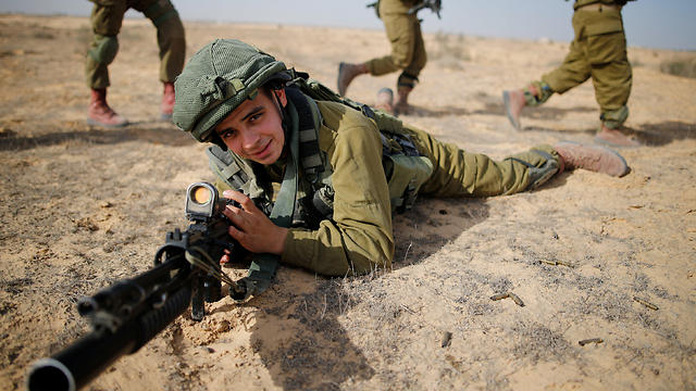 Sgt. Yusef Salutta training in the IDF (Photo: Reuters)