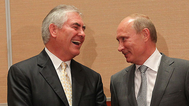 Tillerson and Putin (Photo: Gettyimages) (Photo: Gettyimages)