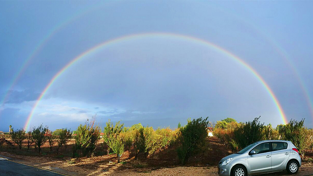 Rainbow in Yesod Hama'ale in the Hula Valley (Photo: Regev Sela)