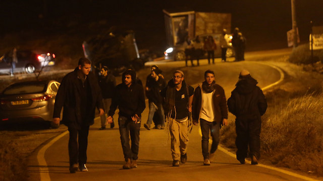 Teens arriving in Amona over the weekend (Photo: Gil Yohanan) (Photo: Gil Yohanan)