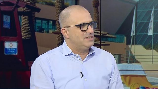 מנכ"ל רשת מלונות פתאל בראיון לאולפן ynet  (צילום: אלי סגל) (צילום: אלי סגל)