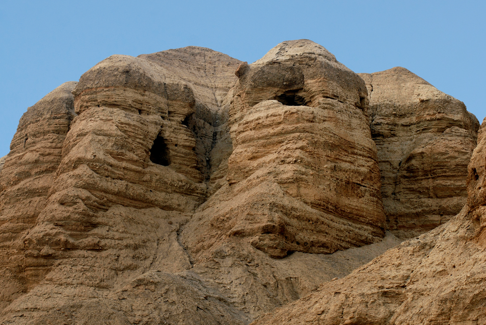 Пещеры Кумрана около Мертвого моря. Фото: shutterstock