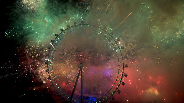 חגיגות השנה החדשה בלונדון (צילום: EPA) (צילום: EPA)