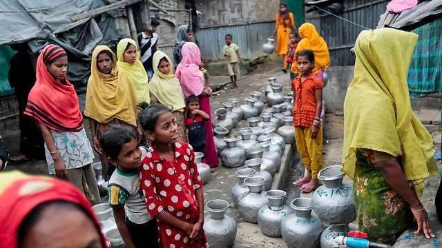 נשים צעירות בבנגלדש. ארכיון (צילום: AP) (צילום: AP)