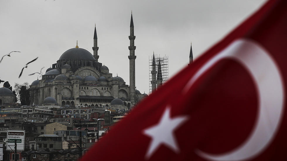 A Turkish flag flies backdropped by the Suleymaniye Mosque. (Photo: AP) (Photo: AP)