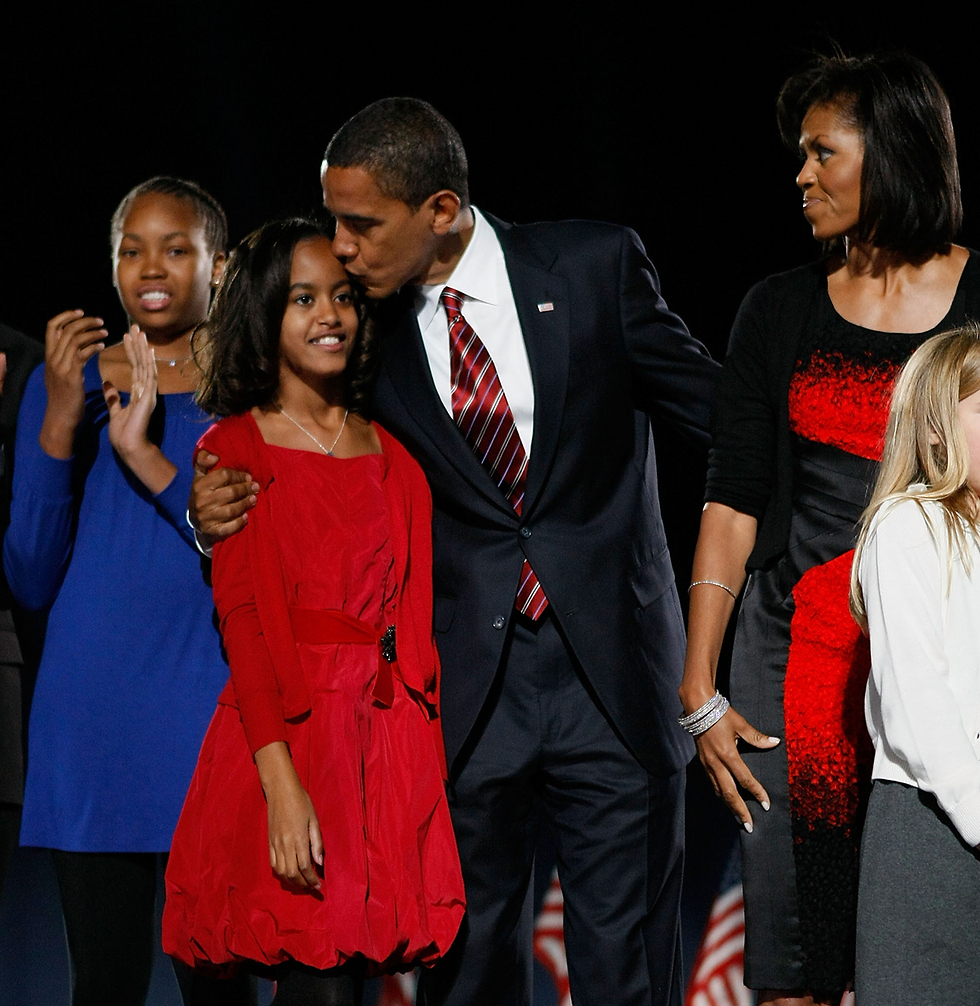 משפחת אובמה חוגגת את הניצחון בבחירות 2008 (צילום: gettyimages) (צילום: gettyimages)