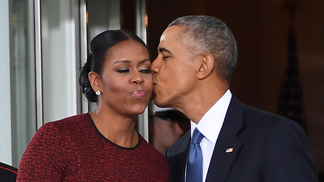 נשיקת סיום (צילום: AFP) (צילום: AFP)