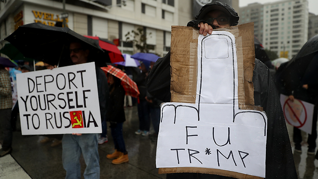 Protest rally in Los Angeles (Photo: GettyImages)