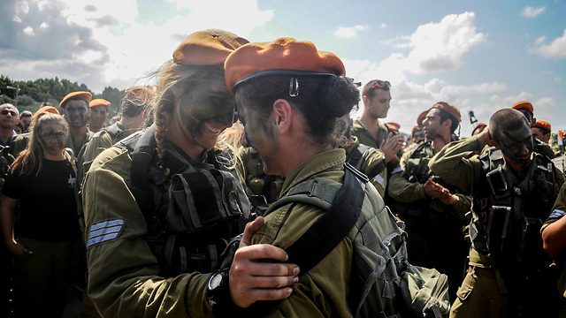 Девушки в израильской армии. Фото: пресс-служба ЦАХАЛа (Photo: IDF Spokesperson's Unit)