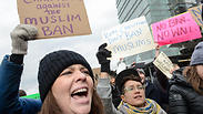 שנה חסרת תקדים של שנאה. מפגינים נגד צו המוסלמים      