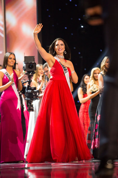 שינוי מרענן במידות של המשתתפות בתחרות. מיס קנדה (צילום: Tom Starkweather, Miss Universe)