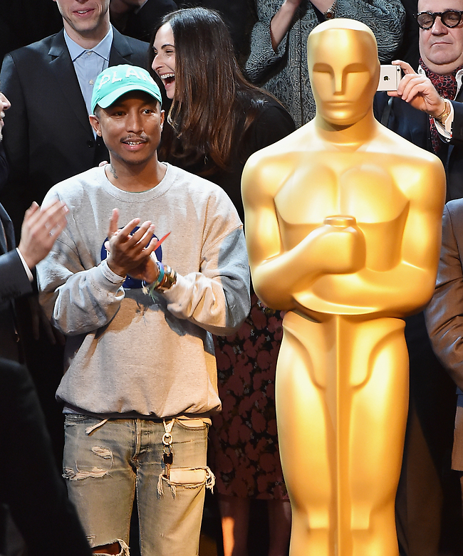 בסטי חדש? פארל וויליאמס וחבר (gettyimages) בסטי חדש? פארל וויליאמס וחבר (gettyimages)