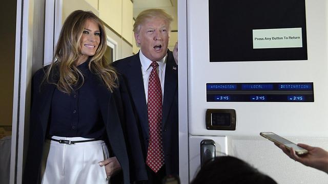 בפאלם ביץ' היא עדיין שמחה. עם הנשיא (צילום: AP) (צילום: AP)