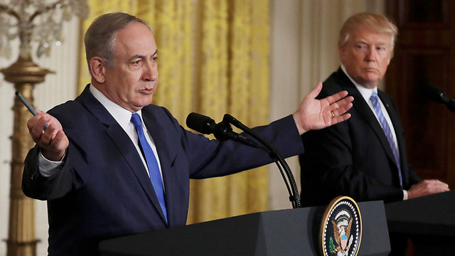 Netanyahu with Trump, raising the possibility of using the Costa Rican model (Photo: Reuters)