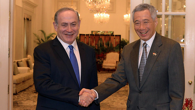 Prime Minister Netanyahu with his Singaporean counterpart (Photo: Haim Tzach, Government Press Office)