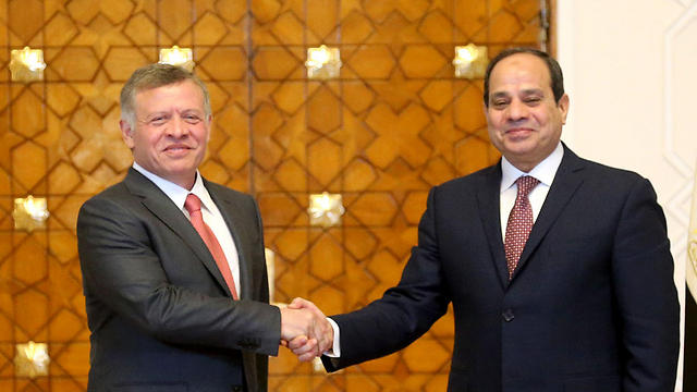 עמדה ברורה. נשיא מצרים ומלך ירדן (צילום: AFP) (צילום: AFP)