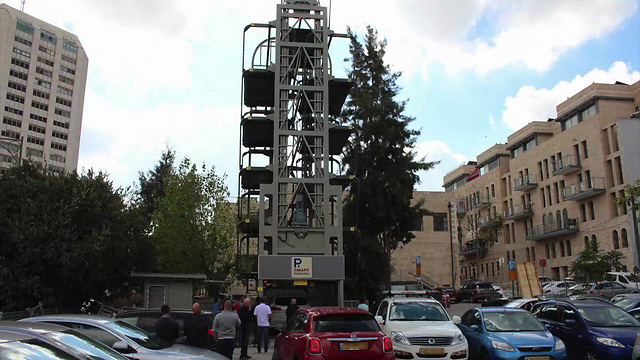 מתקן החניה בפעולה (צילום: עדן, החברה לפיתוח מרכז ירושלים) (צילום: עדן, החברה לפיתוח מרכז ירושלים)