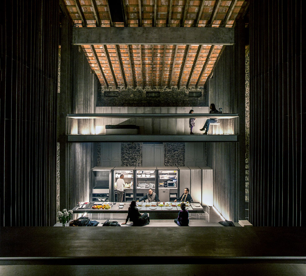 בית פרטי בעיר Olot. ''אדריכלות לא מתפשרת ברמה הפואטית'' (צילום: Hisao Suzuki)