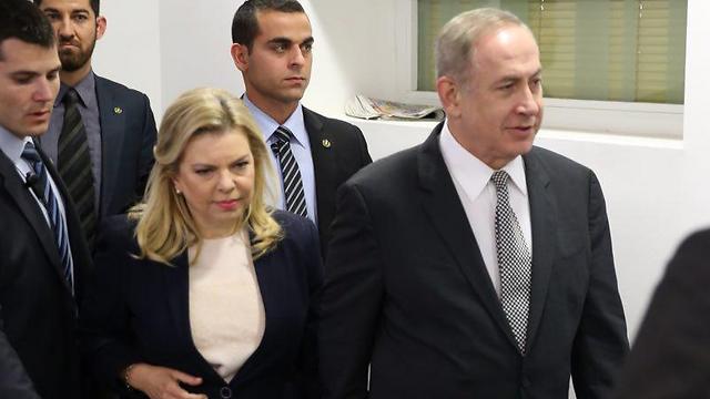Prime Minister Benjamin Netanyahu and his wife Sara at court, Tuesday (Photo: Motti Kimchi)