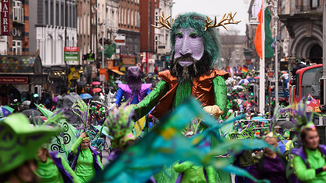 הצעדה המרכזית בדבלין (צילום: רויטרס) (צילום: רויטרס)