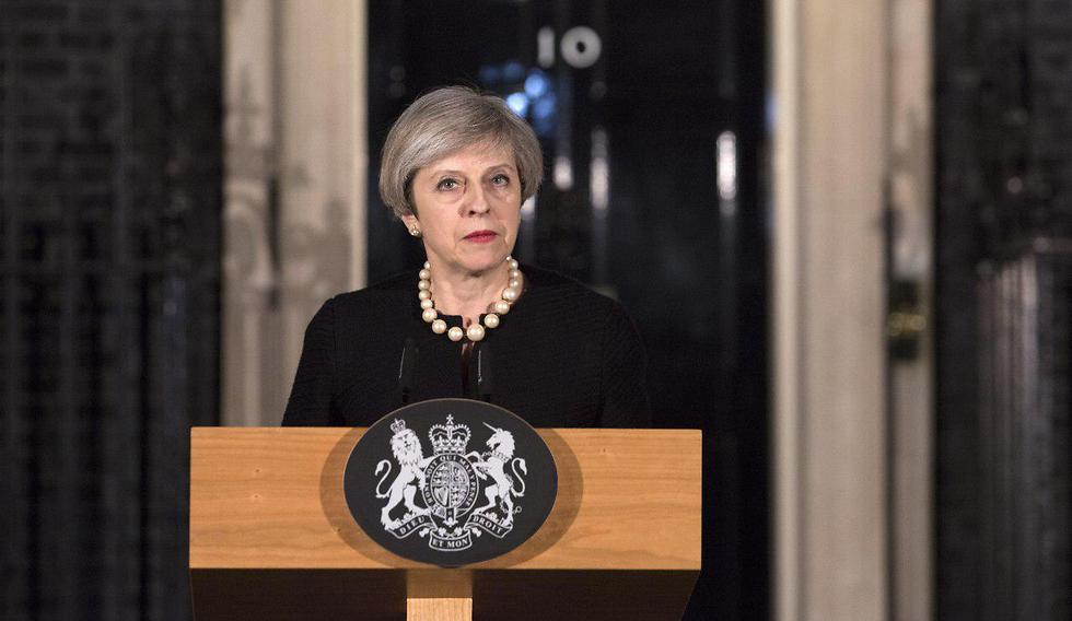 "המדינה לא תיכנע לפחד". ראש ממשלת בריטניה תרזה מיי (צילום: AP) (צילום: AP)