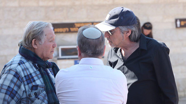 רמי ויץ (מימין) עם איתמר צ'יזיק, לשעבר מנכ"ל מכבי חיפה (צילום: אורן אהרוני) (צילום: אורן אהרוני)