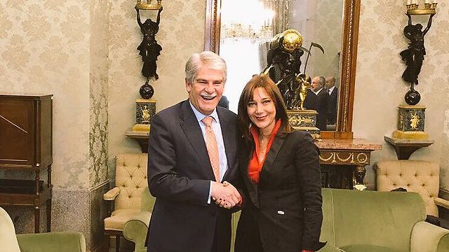 Spanish Foreign Minister Alfonso Dastis and MK Revital Swid