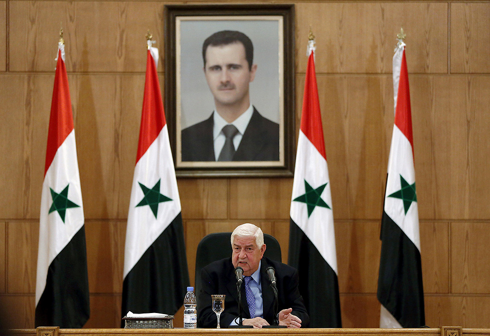 שר החוץ הסורי אל-מועלם, היום בצהריים. "מתנגדים לנשק כימי - נגד כל אדם" (צילום: רויטרס) (צילום: רויטרס)