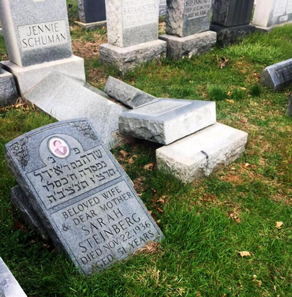 Jewish graves desecrated in Pennsylvania 