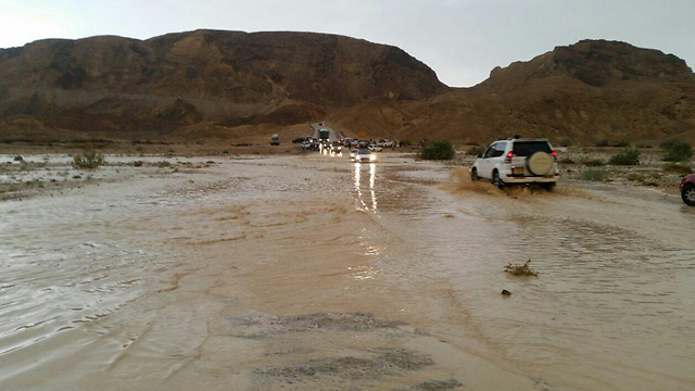 Затопленная дорога в Эйлат