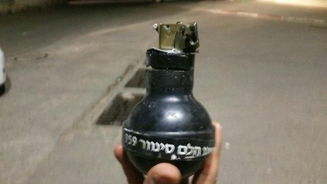 Полиция применяла шоковые гранаты