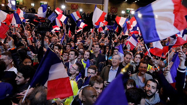 French public after the first voting round in the presidential election (Photo: Reuters)