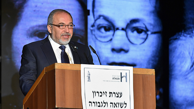 Defense Minister Avigdor Lieberman (Photo: Defense Ministry)