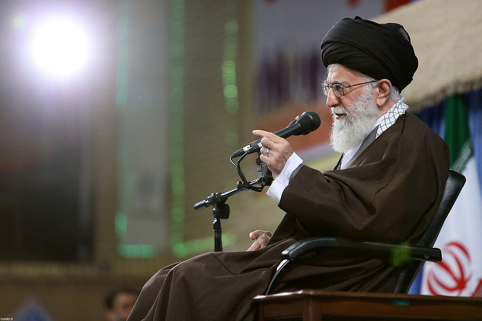 בעל המילה האחרונה באיראן. המנהיג הרוחני העליון, אייתוללה עלי חמינאי (צילום: רויטרס) (צילום: רויטרס)