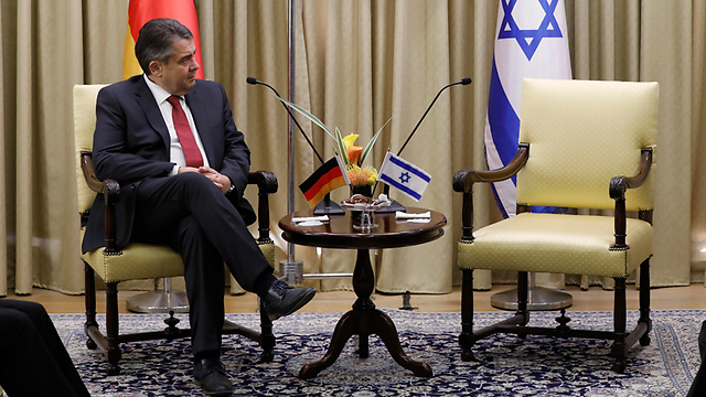 Sigmar Gabriel, before his meeting with President Reuven Rivlin (Photo: EPA) (Photo: EPA)